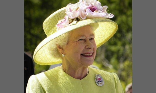 The Queen Fights Back Against Pollution by Banning Plastic Straws and Bottles