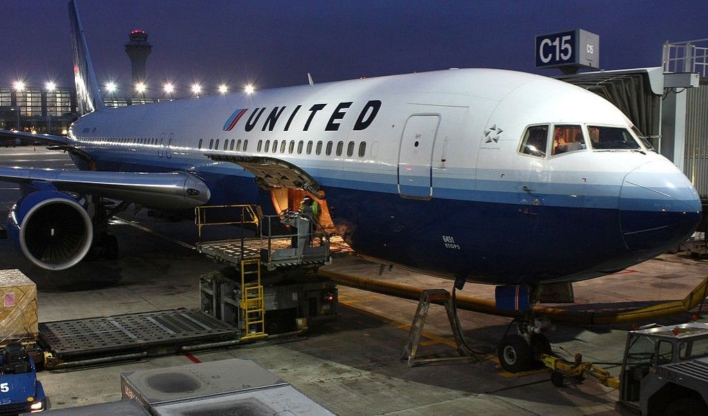 United Airlines is Changing its Pet Policies in Wake of In-Flight Pet Deaths