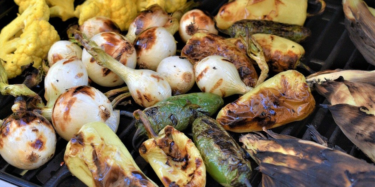 5 Mouthwatering Plant-Based Grilling Recipes for Memorial Day Cookouts