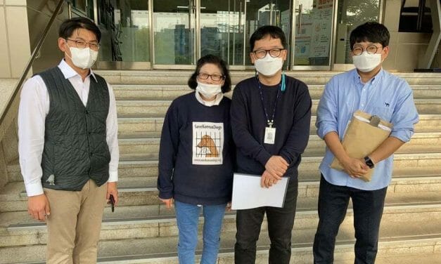 UPDATE: Petition to Shut Down Cruel Paju Dog Meat Auction Delivered to Mayor’s Office
